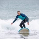 surfeur sur une vague